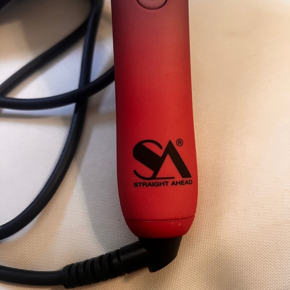 Straightener hair.  Excellent preowned condition  BRAND STRAIGHT AHEAD. - Picture 5 of 8